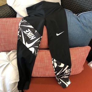 Nike Bottoms | Nike Dri Fit Leggings For Girls | Size: Medium JB